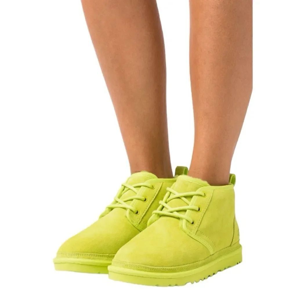 UGG NEUMEL Lime Green Woman’s Boots Size 5